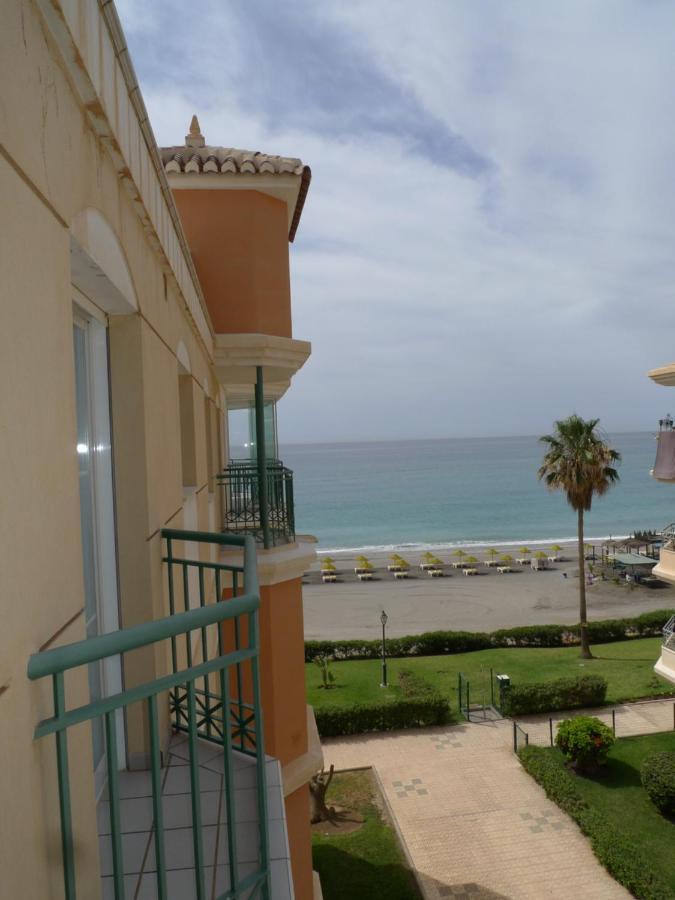 Torrox Costa Beachfront Apartment Экстерьер фото