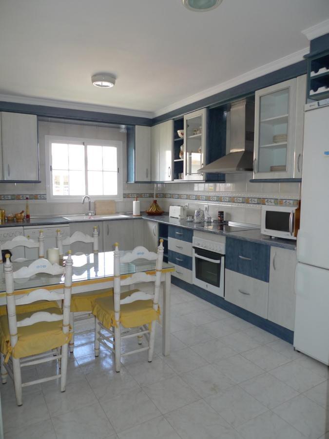 Torrox Costa Beachfront Apartment Экстерьер фото
