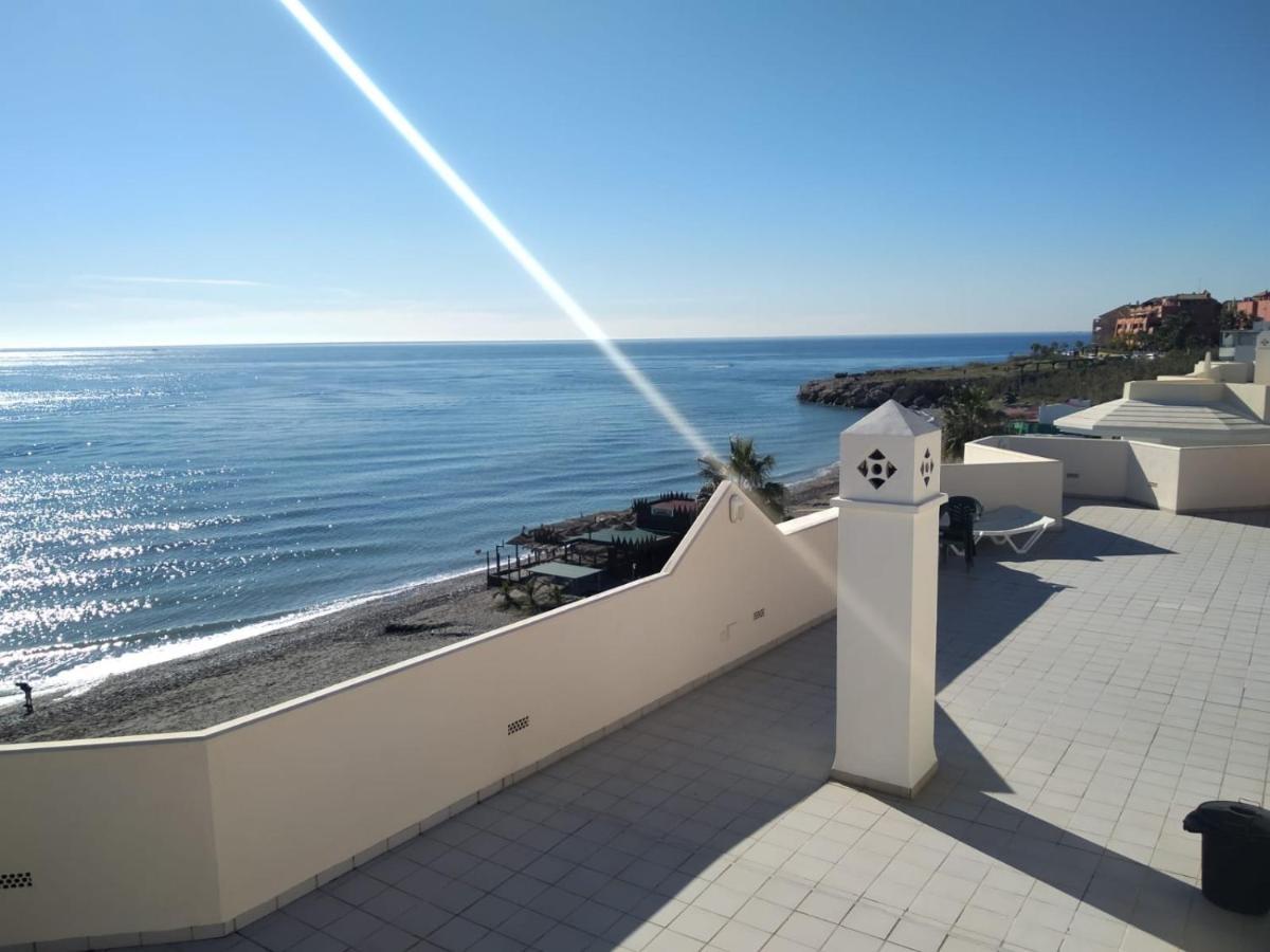 Torrox Costa Beachfront Apartment Экстерьер фото