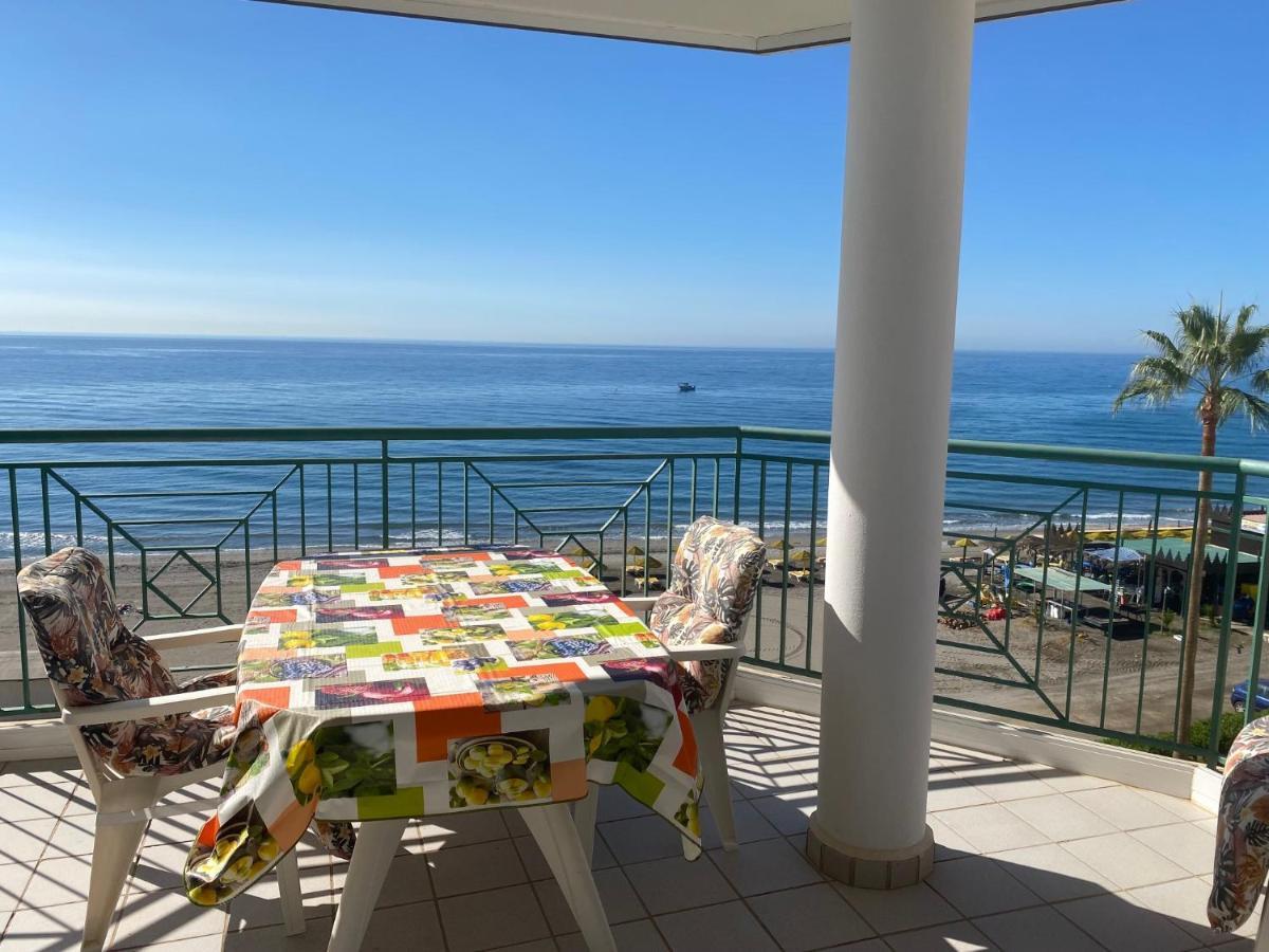 Torrox Costa Beachfront Apartment Экстерьер фото