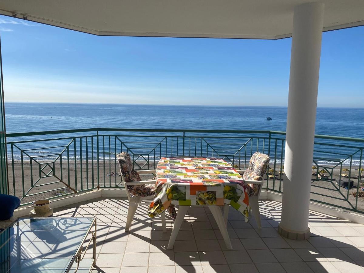 Torrox Costa Beachfront Apartment Экстерьер фото