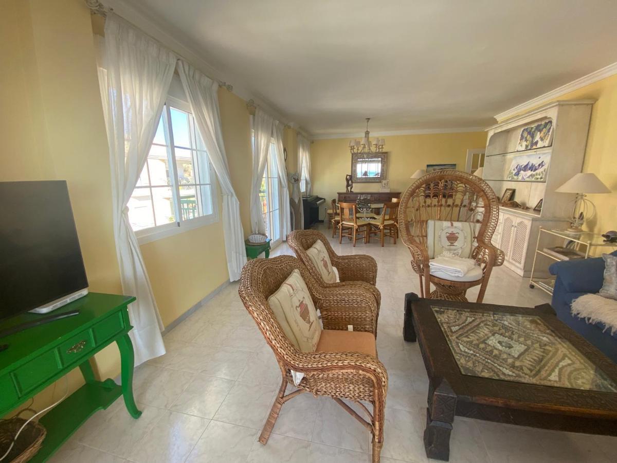 Torrox Costa Beachfront Apartment Экстерьер фото